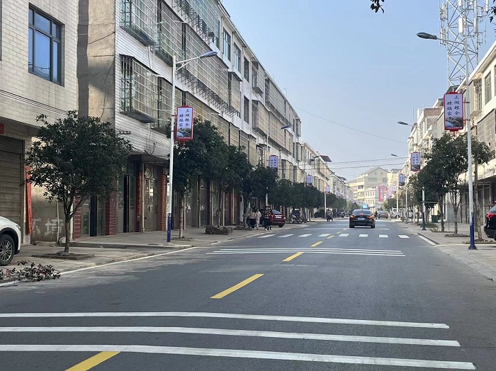 愛心企業(yè)愛心奉獻(xiàn) 捐贈物資為家鄉(xiāng)煥新過大年